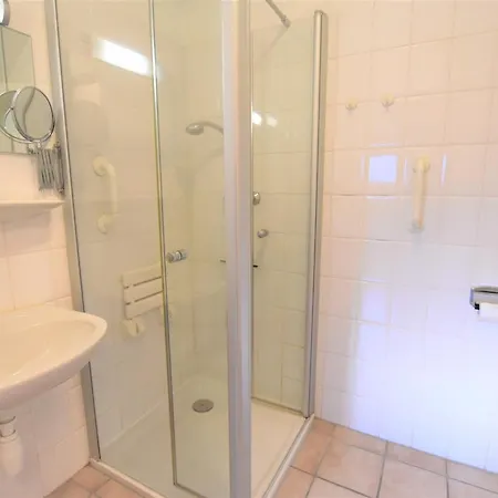 Yachthafenhoeh Whg1 * 그로미츠